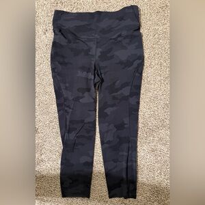 Lululemon Base Pace High-Rise Crop 23" Camo Size 12